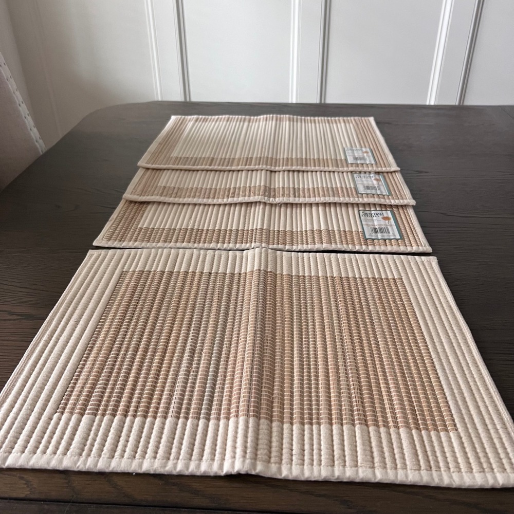 Springmaid Straw Cotton Placemats Set of 4 Natural Tan Rectangular 18"x‎ 13"